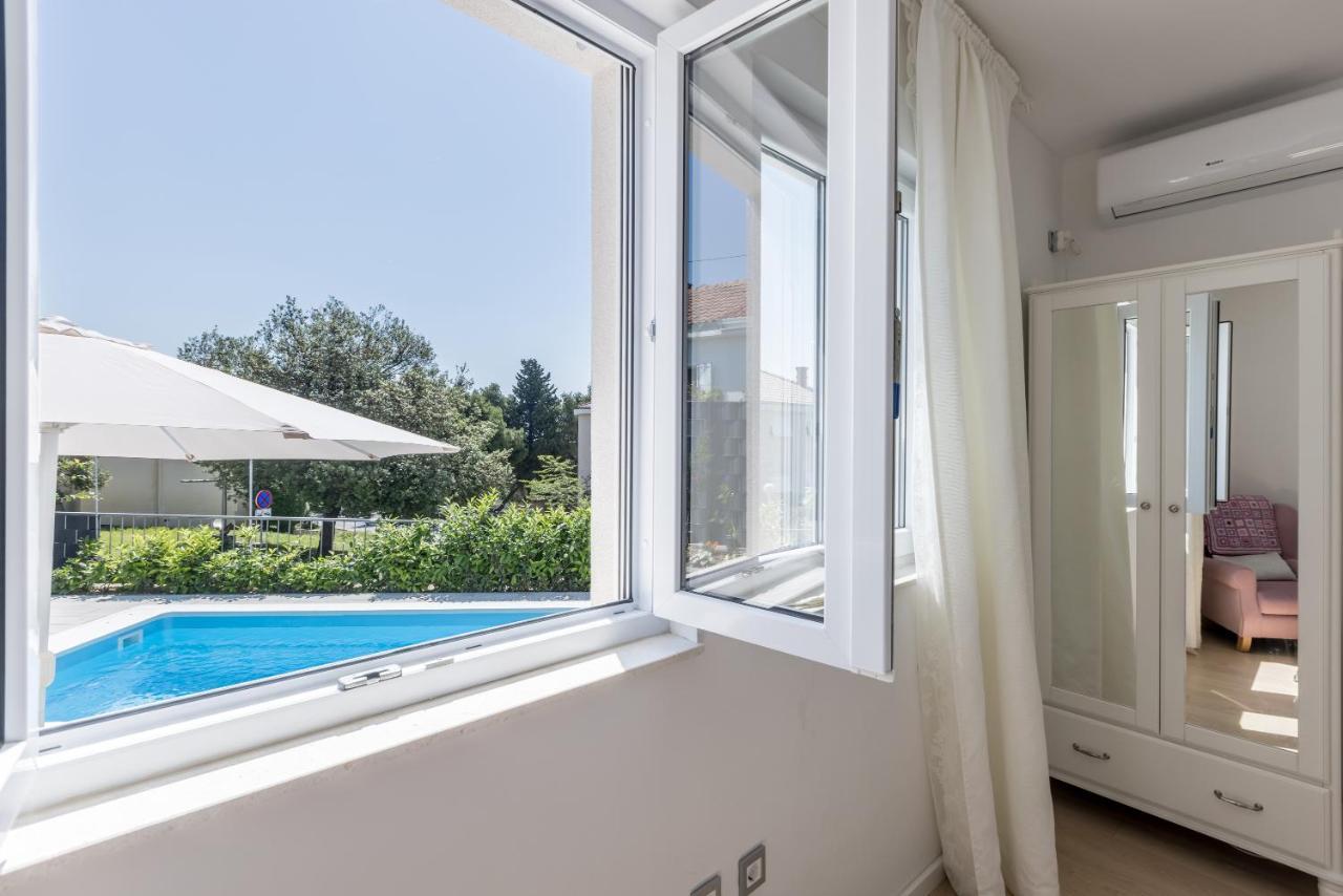 Villa Katess With Heated Pool สปลิท ภายนอก รูปภาพ